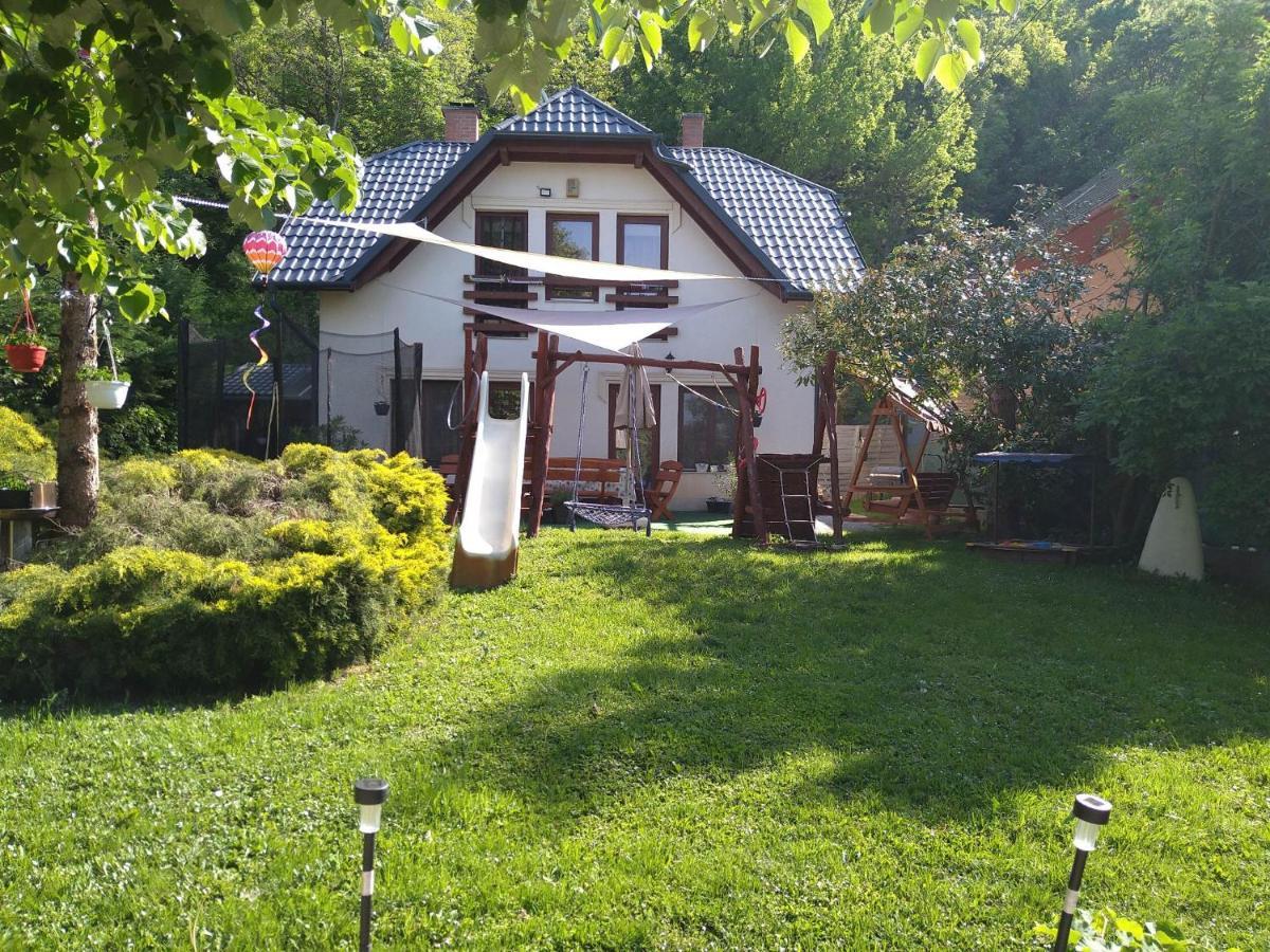 Liliana Vendeghaz Daire Balatonfůzfő Dış mekan fotoğraf