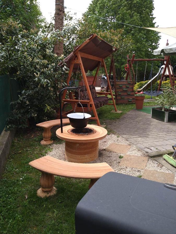 Liliana Vendeghaz Daire Balatonfůzfő Dış mekan fotoğraf